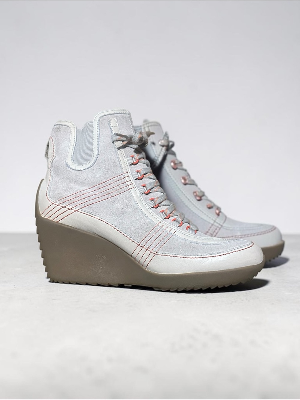 Tsubo Gardo Bone Beige Suede Leather Wedge Ankle Boots Orange Details Sz 8.5 - Picture 5 of 15